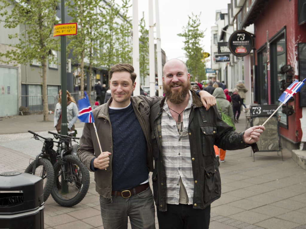 Oh right, someone said today was the Icelandic Independence Day. That's pretty cool...